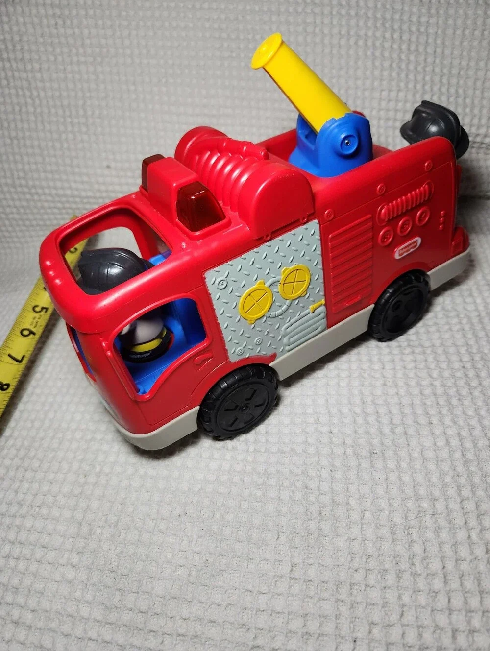 Little People Fisher-Price Red Fire Truck with Two Firefighter Figures
